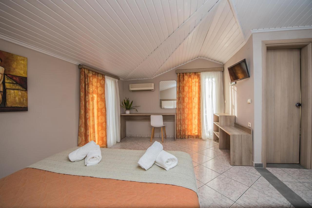Planos Beach Hotel Εξωτερικό φωτογραφία
