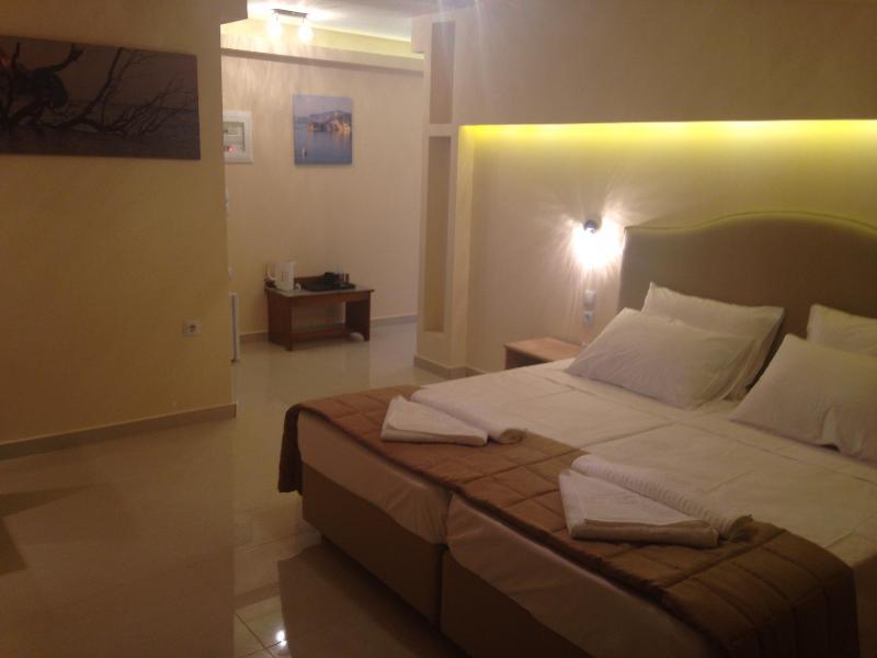 Planos Beach Hotel Εξωτερικό φωτογραφία
